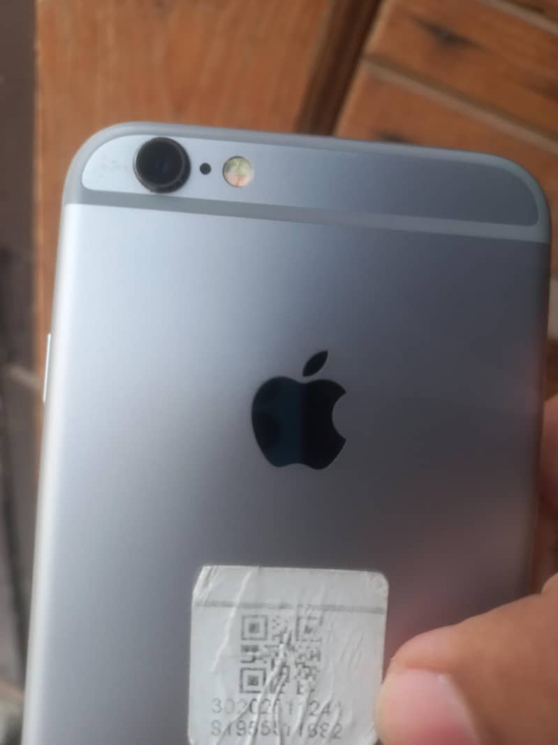 Apple iPhone 6S 3