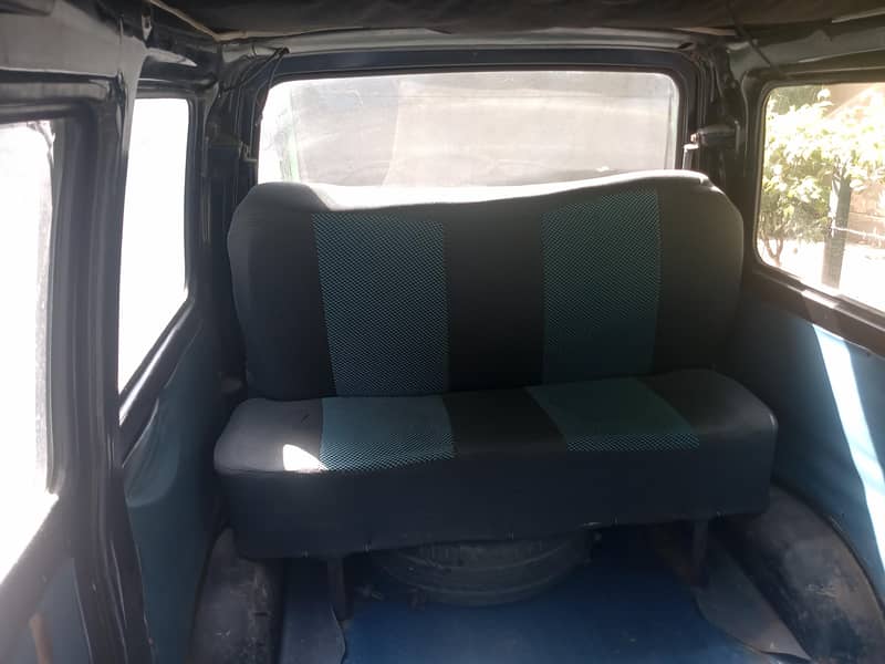 Suzuki Bolan 2012 0