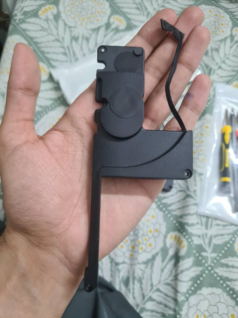 macbook pro speaker 4