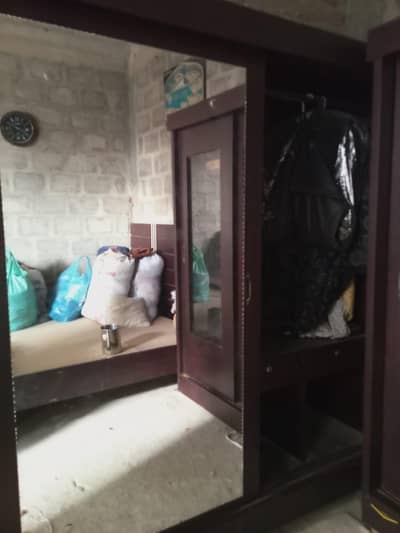 Sliding door wardrobe