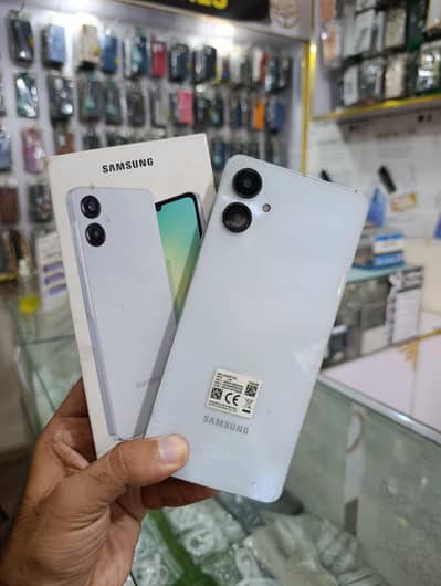 Samsung Mobile A06 6/128