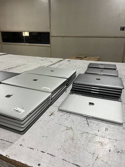 MacBook Pro 2019 16” 16gb ram 512gb storage 4gb graphic card