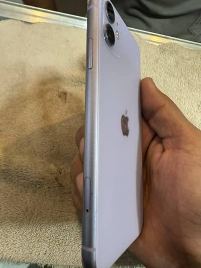 Apple iPhone 11