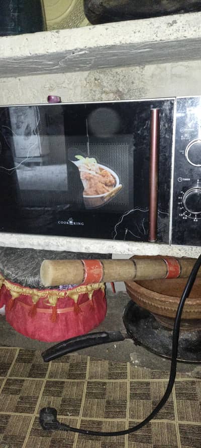 oven for sale condition pick ma sad Nazar a rhi h