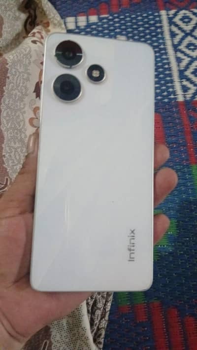 Infinix Hot 30