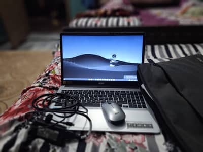 Acer Chromebook 315 all oky