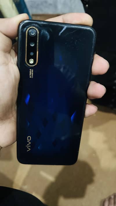 Vivo S1