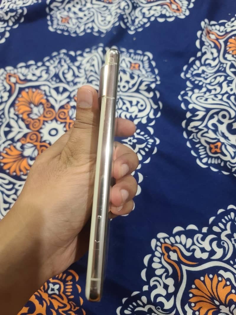 Google Pixel 8 Pro 3