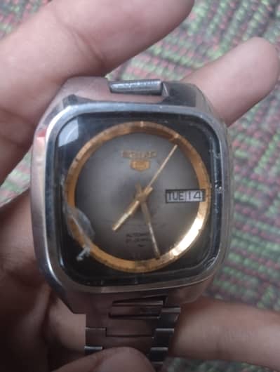 Rear Seiko (7019-5090)