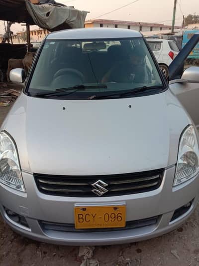 Suzuki Swift 2015 DLX