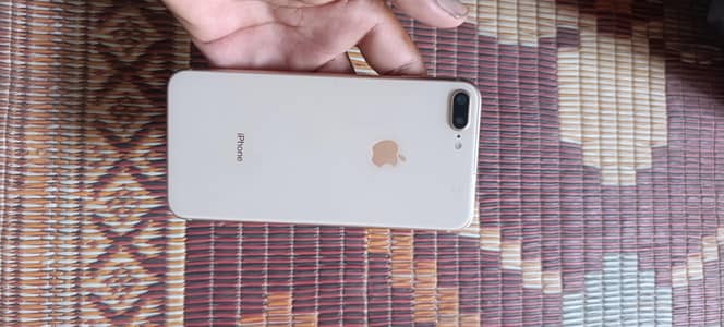 Apple iPhone 8 Plus