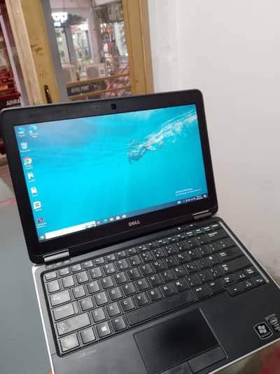 Dell latitude E7240