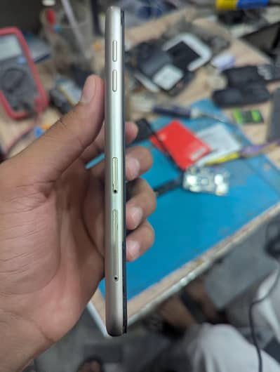 Samsung Mobile J7 Pro