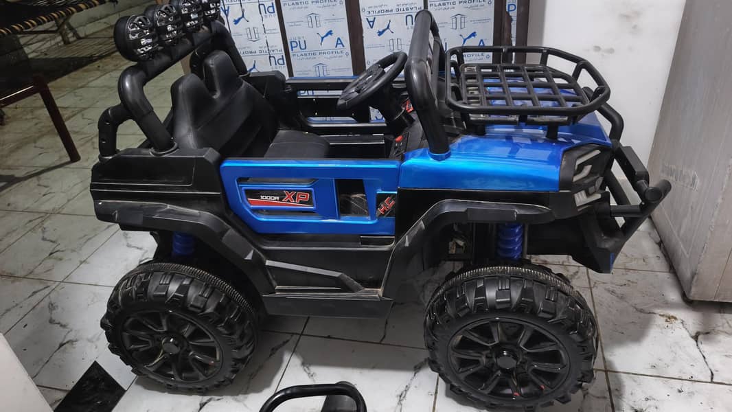 Manually Driven Toy Car  2