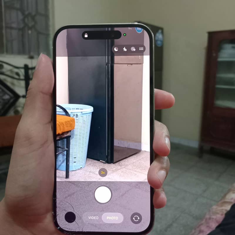 Apple iPhone 14 Pro 2
