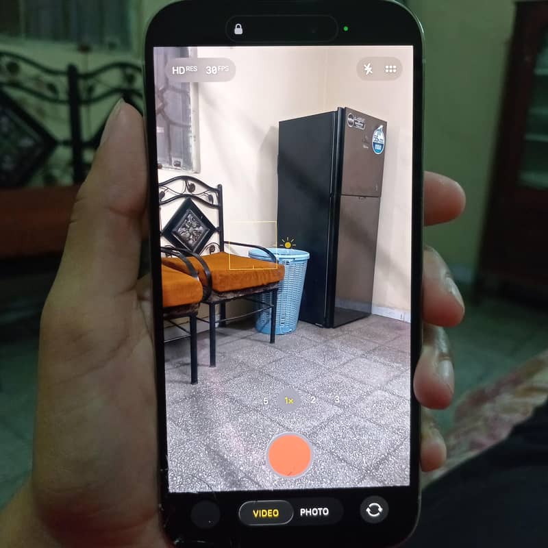 Apple iPhone 14 Pro 4