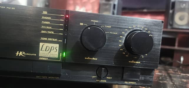 Marantz Integrated Stereo amplifier Denon yamaha rotel Arcam