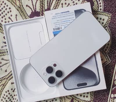 I phone 15 pro max jv 256gb