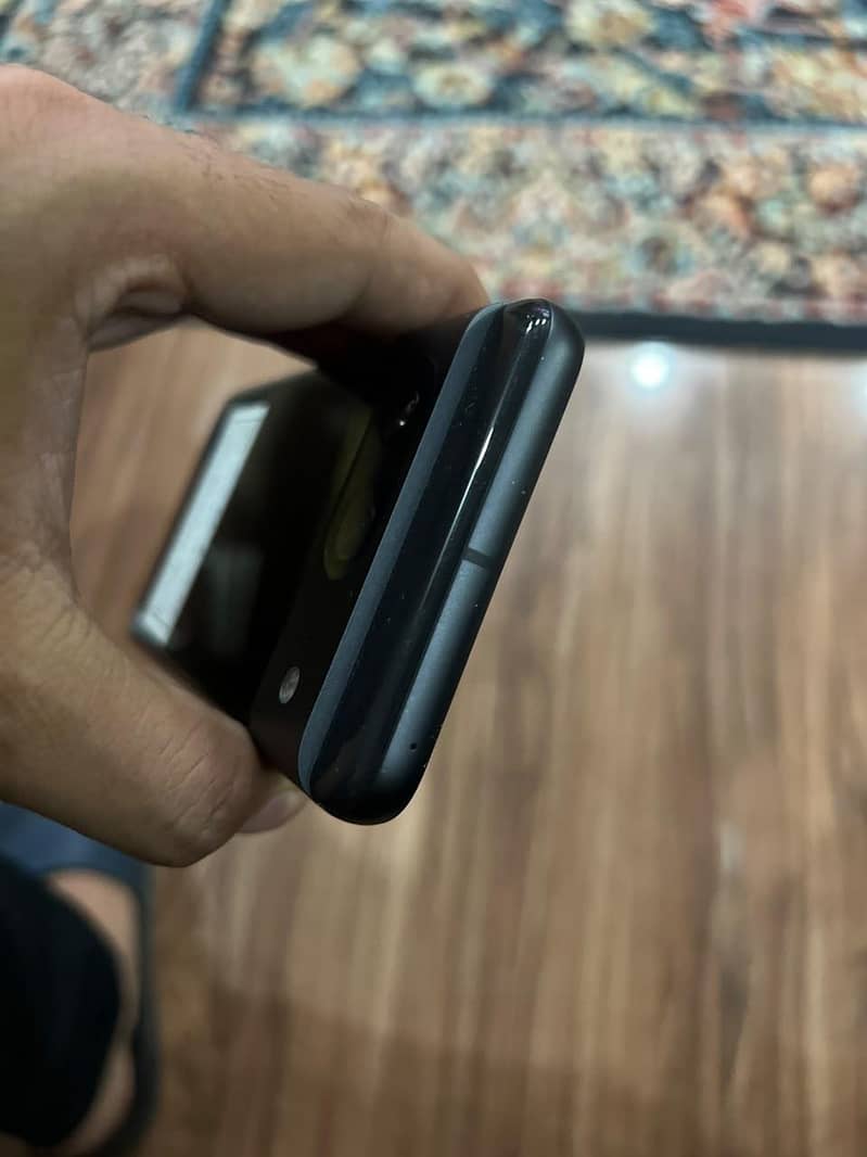 Google Pixel 8 2