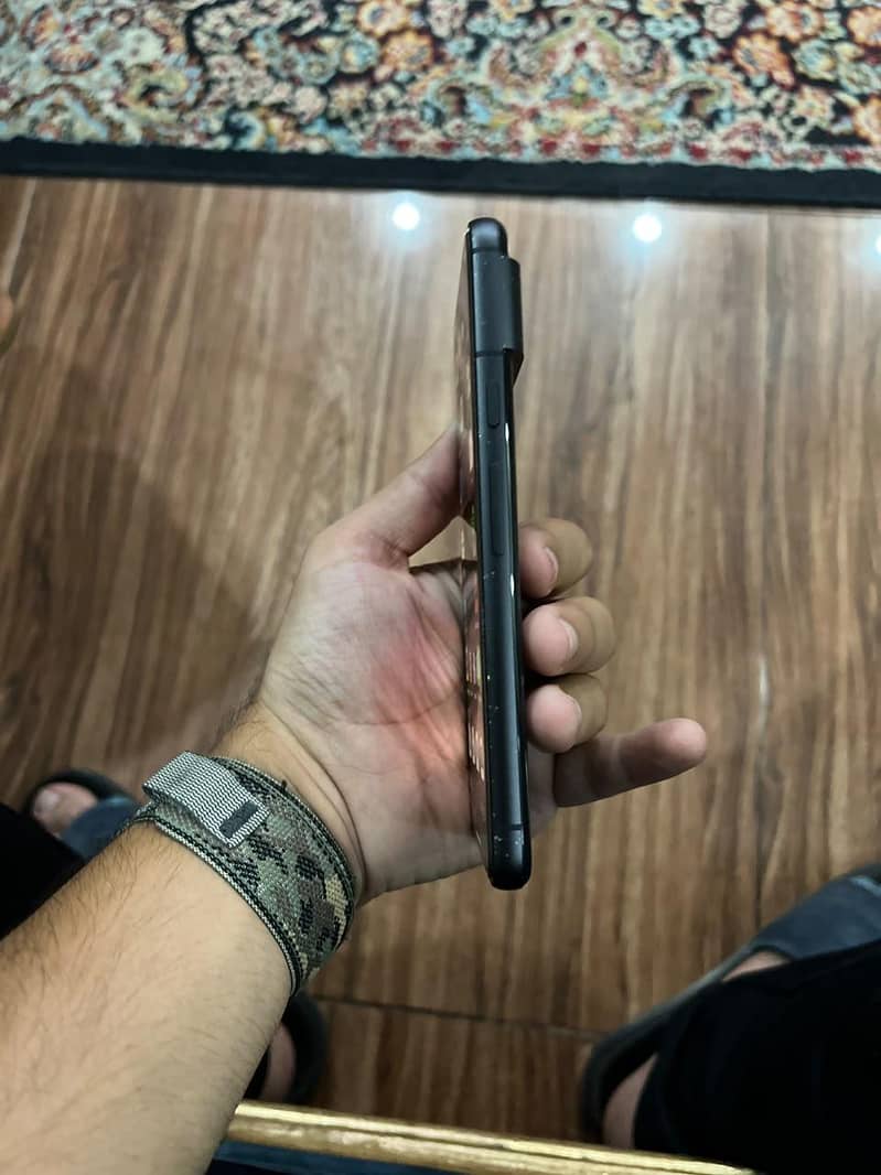 Google Pixel 8 3