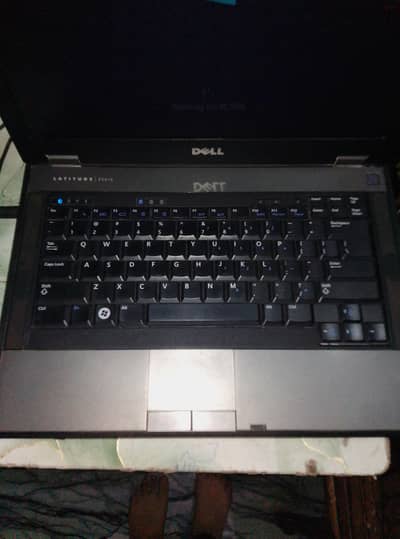 dell laptop 4 GB ram and 300 GB condition 10/10
