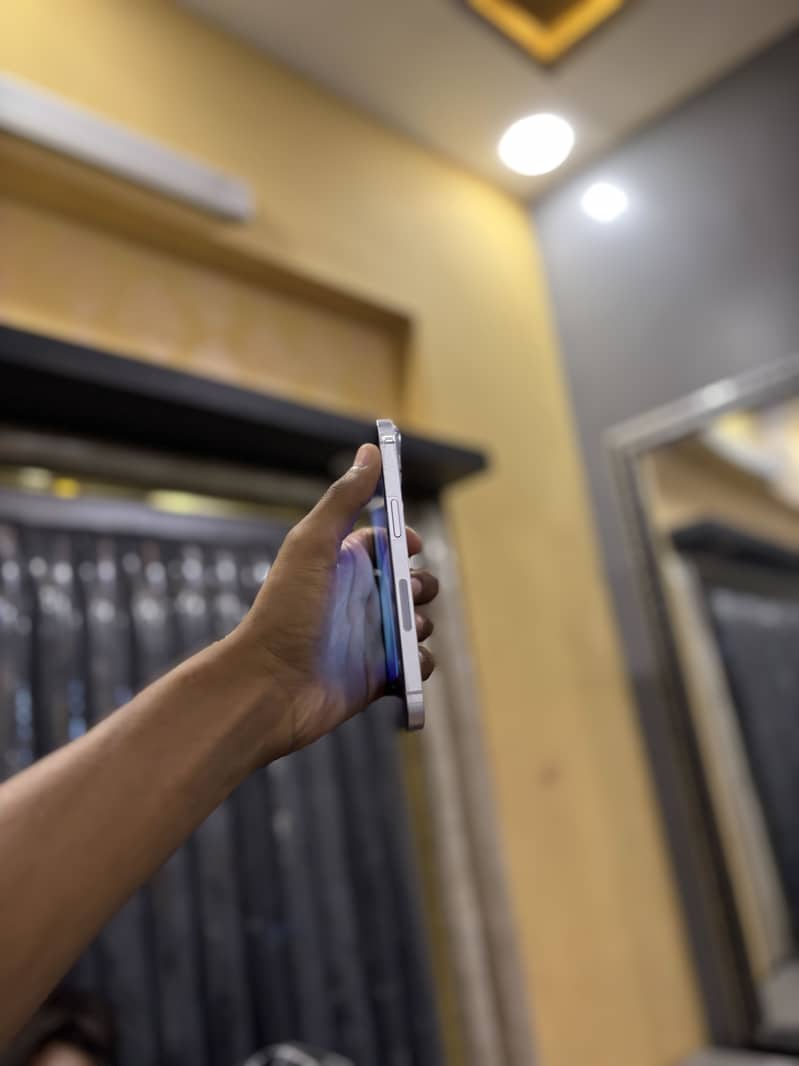 Iphone 14 2