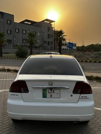 Honda Civic EXi 2005