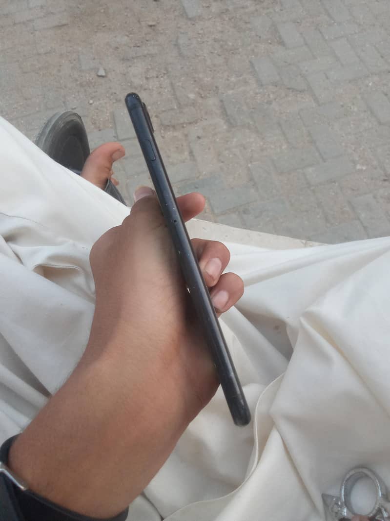 Apple iPhone 7 Plus 3