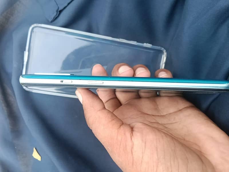One plus 8t 1