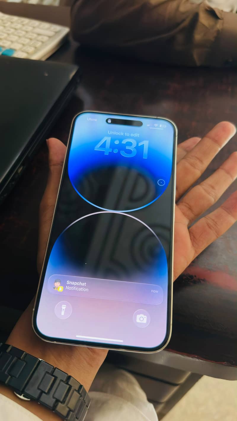 Iphone 14 pro max 1