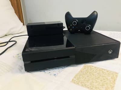 XBOX ONE 500 gb