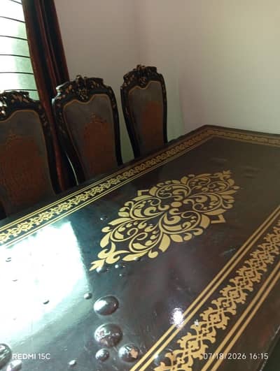8 Seater Dinning Table for Sale