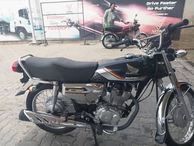 brand new condition 125 Salf start
