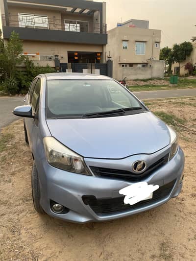 Toyota Vitz 2014
