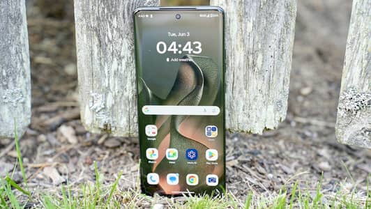 moto edge 2025 exchange possible for iphone only