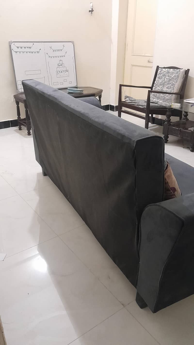 3 seater sofa 2