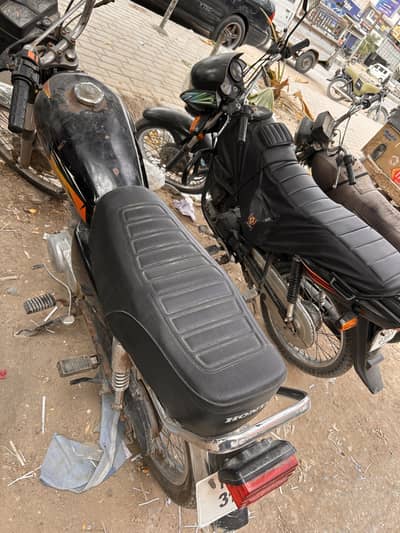 United 125 second owner price negotiable kum ho jayge ager serious ho