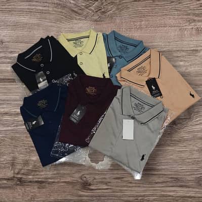 polo t-shirt
