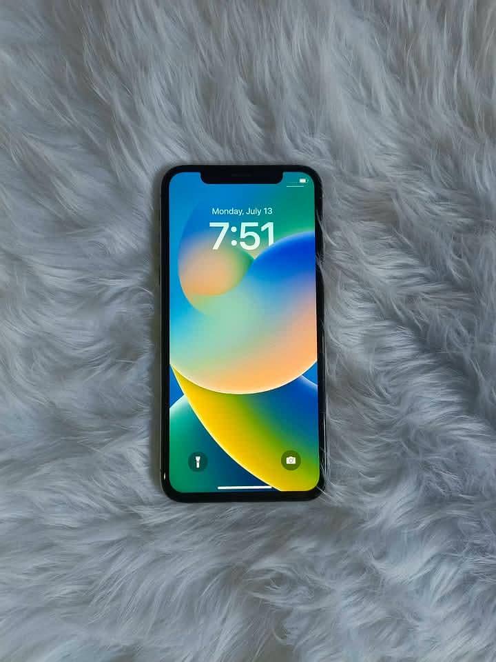 Apple iPhone X 3