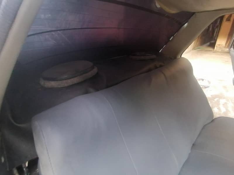 Hondak Civic (Sunroof Ac) 10