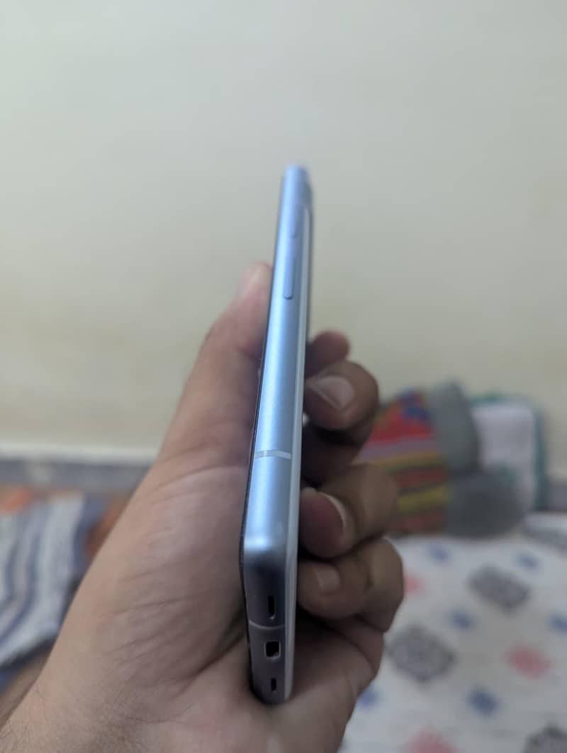 Google Pixel 7a 3