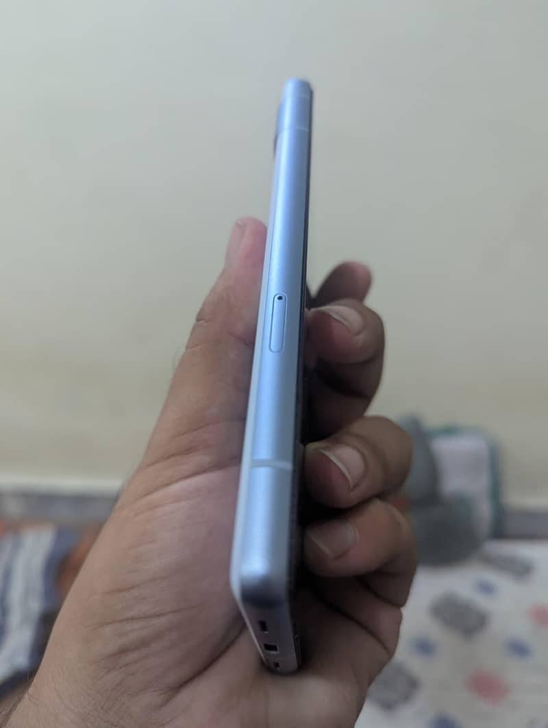 Google Pixel 7a 4