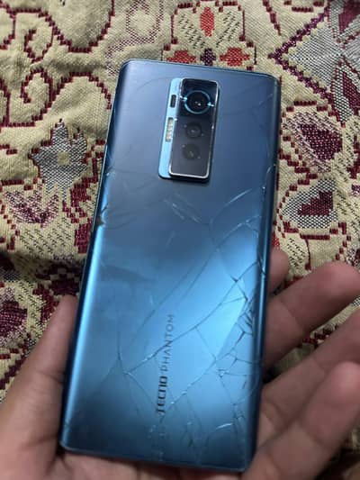 Tecno AC8   (03258191862 / 8-256 and open repair guarantee)