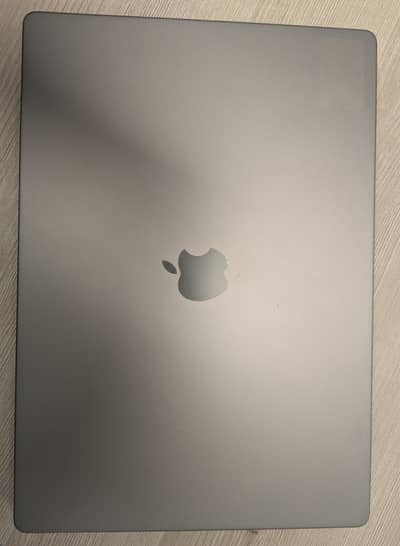 MacBook Pro 2021 M1 Pro\32GB RAM\512GB SSD\16" Retina XDR\Laptop