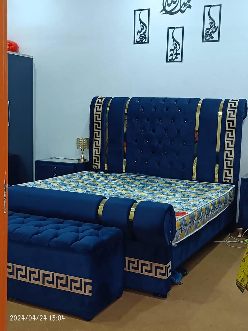bedroom set 0