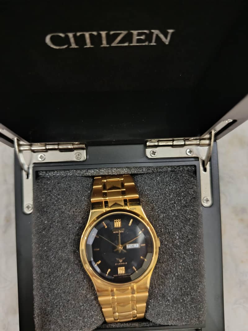 Stylish Tissot Square Face Men’s Watch – Classic Design 3