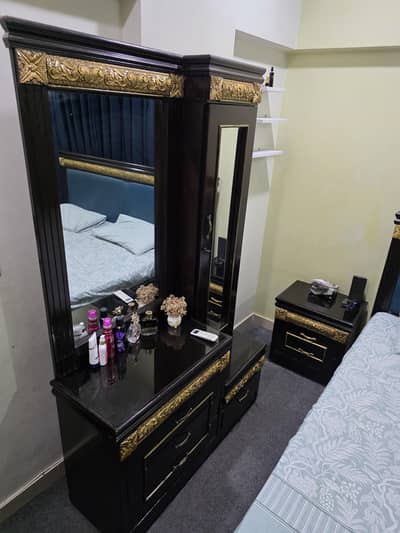 COMPLETE BED SET WITH SPRING MATTRESS