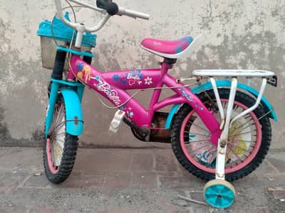 children cycle for sale  20%used