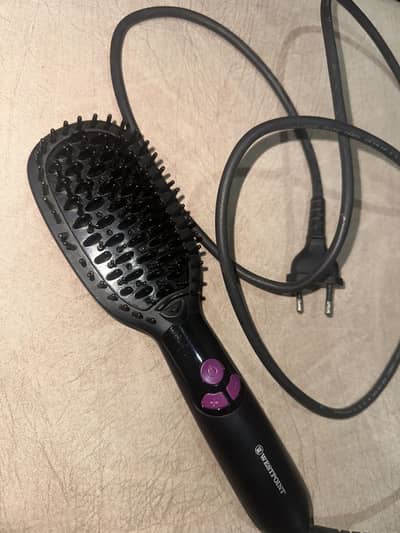 West point Hair straightener brush