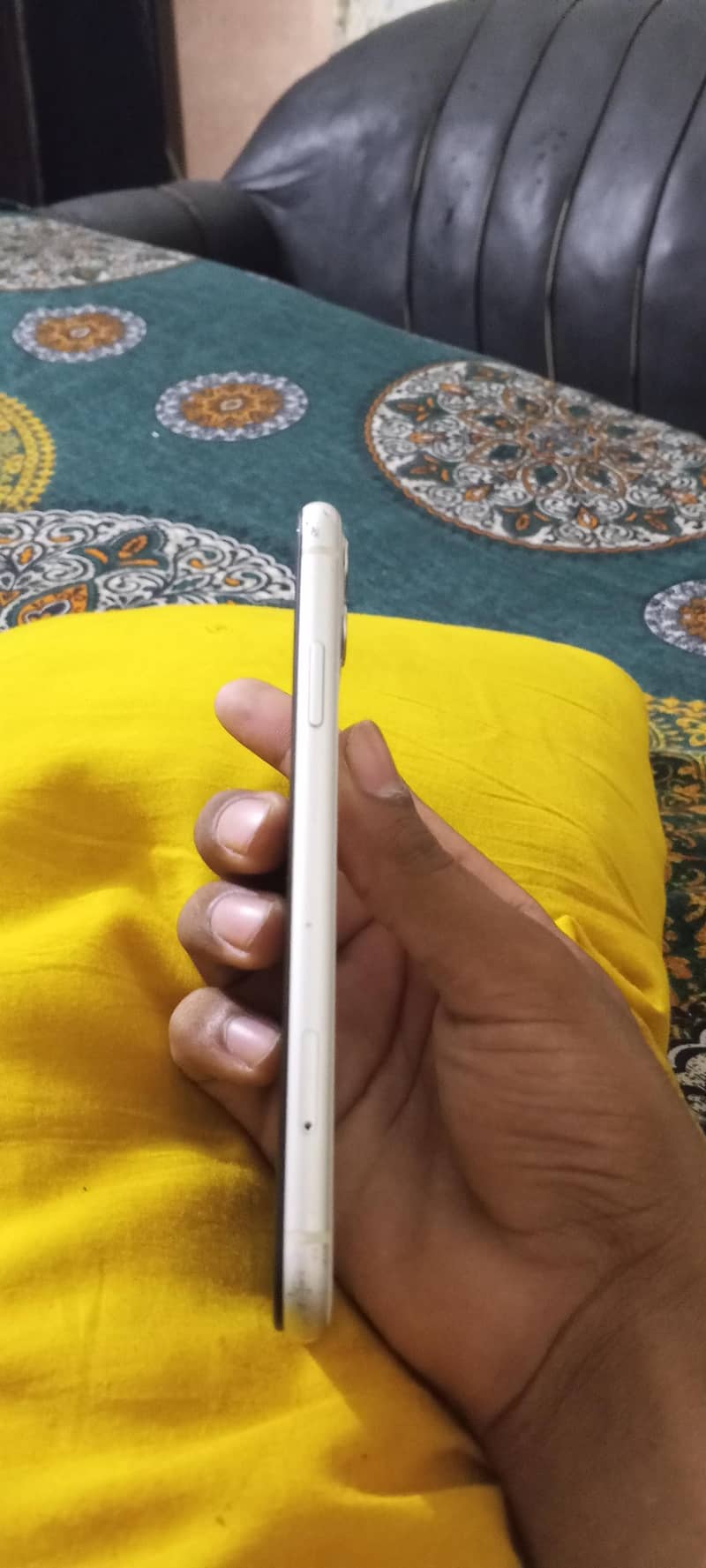 Apple iPhone 11 2